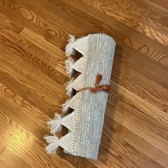 Anthropologie Handwoven Maran Shag Rug 2 x 3 NEW - Picture 9 of 9